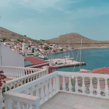 Villa Niovi Chalki Town Exteriör bild