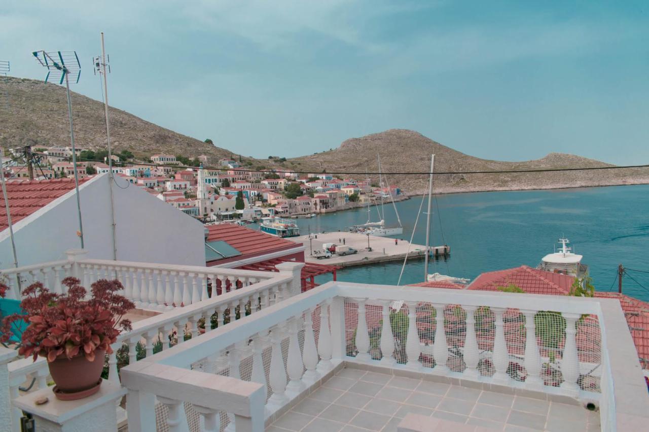 Villa Niovi Chalki Town Exteriör bild